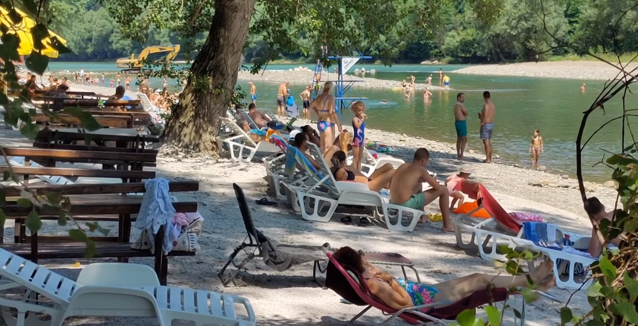 Rajska plaža Bratunac